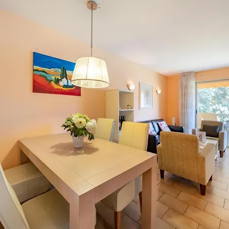 アパート Hello Cote D'azur - 2 Bedroom With Balcony Close To The Sea アンティーブ