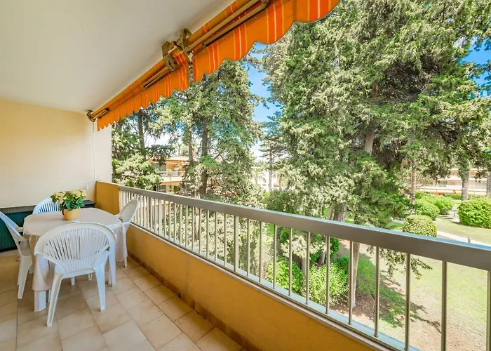 Hello Cote D'azur - 2 Bedroom With Balcony Close To The Sea Διαμέρισμα Αντίμπ